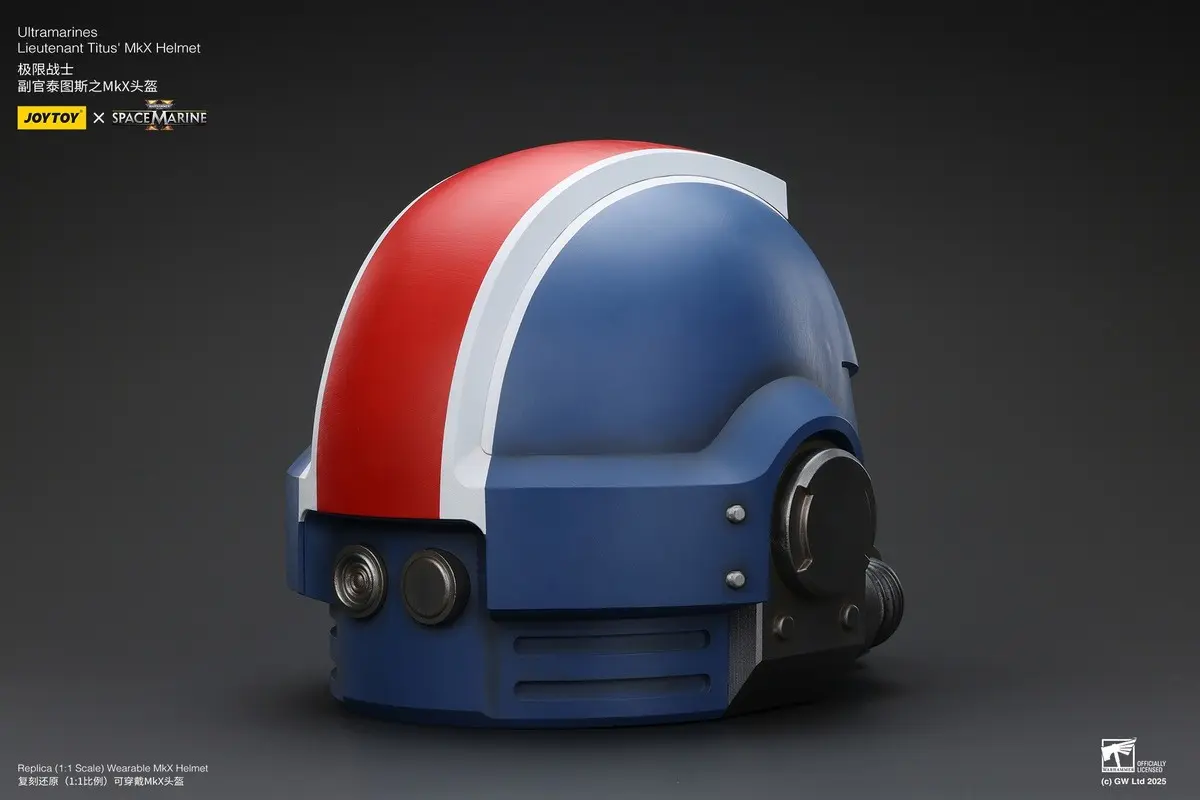 JOYTOY - Warhammer 40,000 Ultramarines Lieutenant Titus' MKX Helmet & Display Stand JT01741 JT01697 (Licensed) Statue(GK)