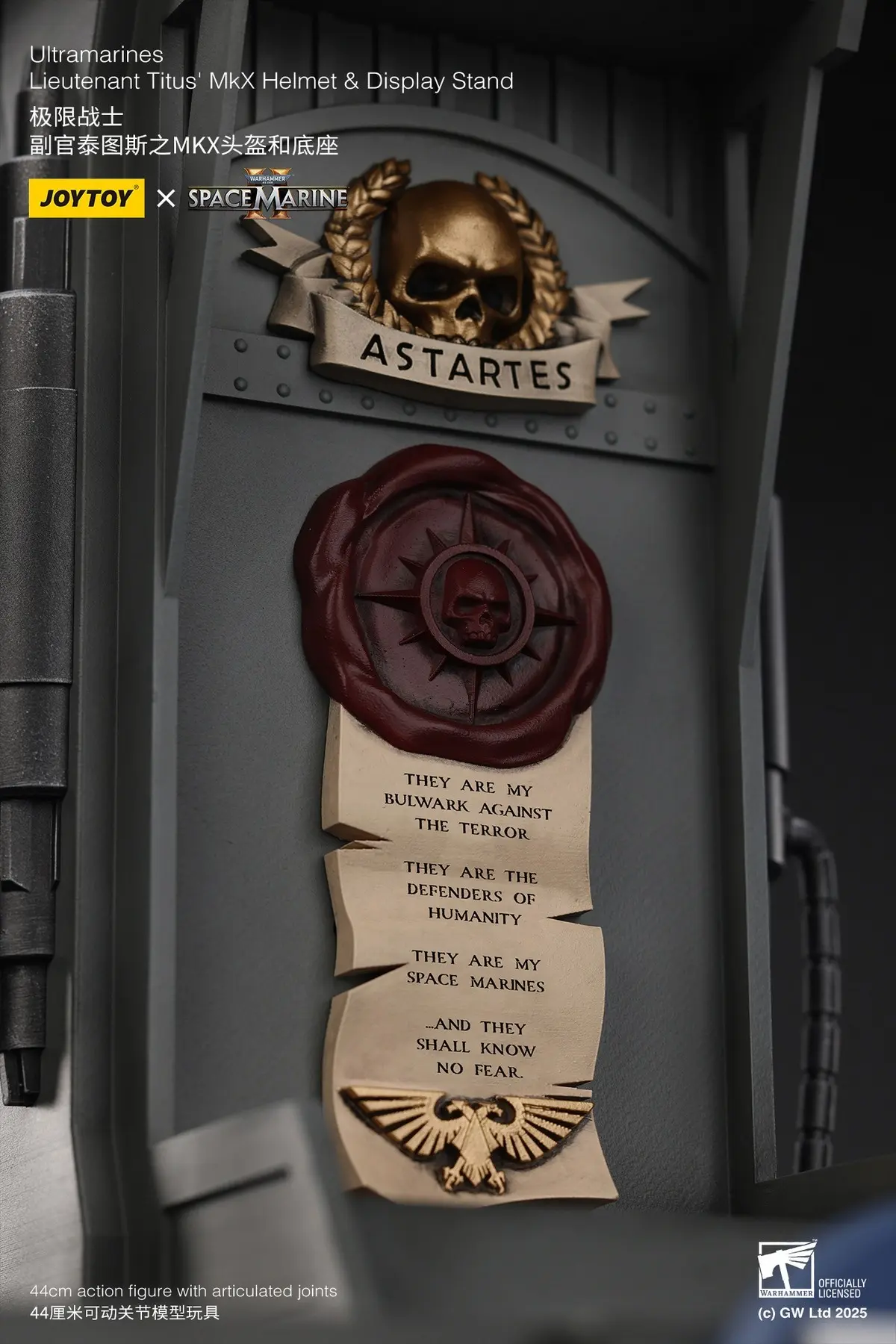 JOYTOY - Warhammer 40,000 Ultramarines Lieutenant Titus' MKX Helmet & Display Stand JT01741 JT01697 (Licensed) Statue(GK)