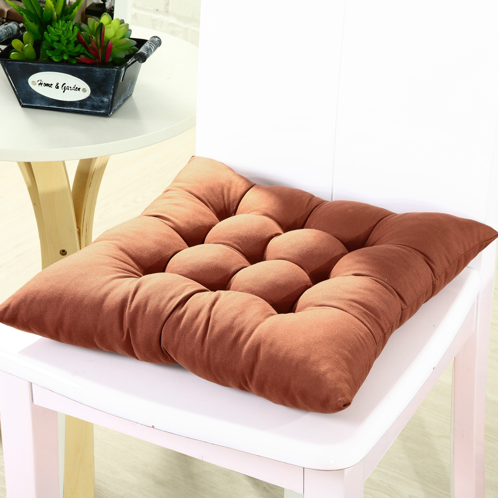Seat cushion