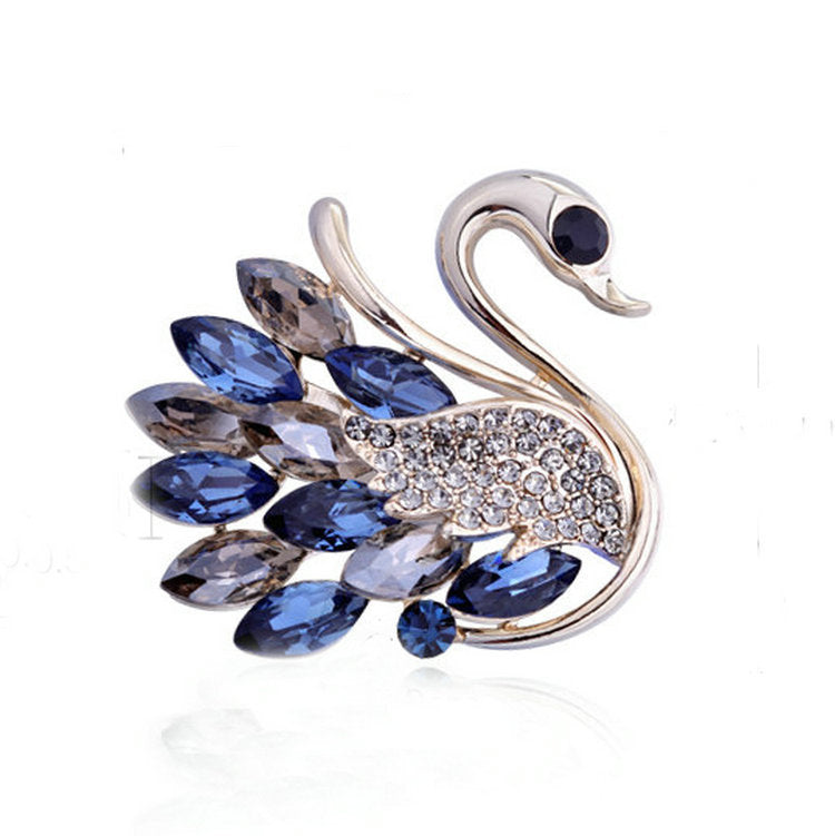 Cross-border supply Korean version of high-end crystal swan brooch corsage wholesale women's white swan silver clothing accessories-Mix MIx Style