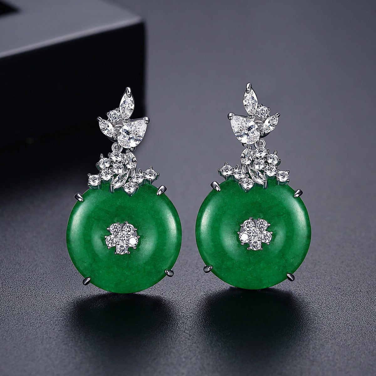 Green Circle Trendy Timeless Moissanite Diamonds 18k White Gold Plated Vintage Retro Drop Earrings | Mix Mix Style-Mix MIx Style