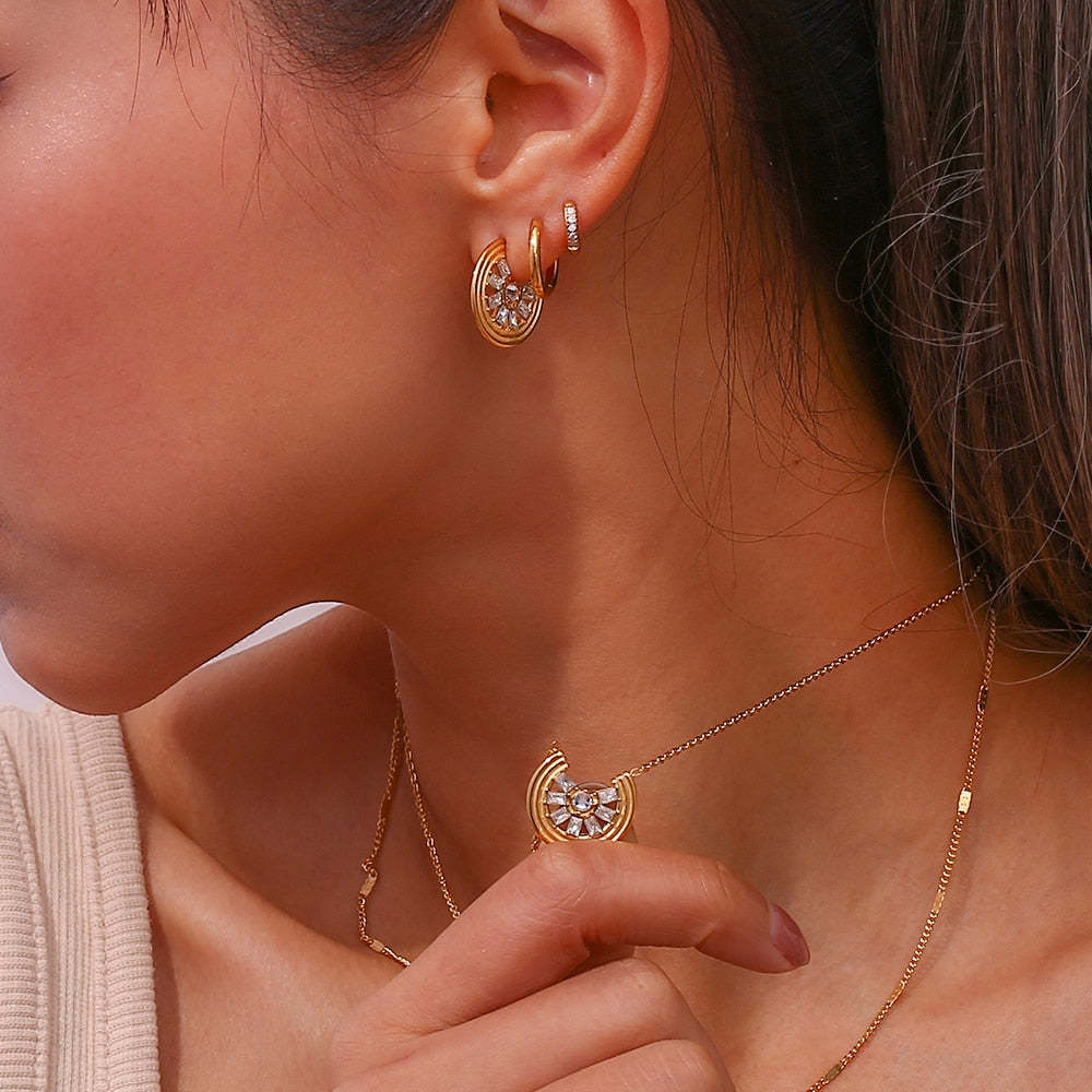 Green Moissanite Lemon Shape Pendant Necklace and Stud Earrings 18k Gold Plated Set | Mix Mix Style [Hot Seller]-Mix MIx Style