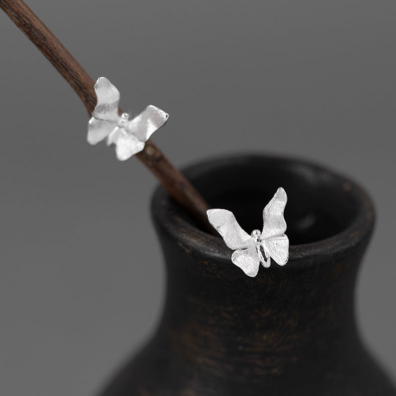Looking for the original butterfly pure silver beautiful natural fresh forest cute playful butterfly small earrings-Mix MIx Style