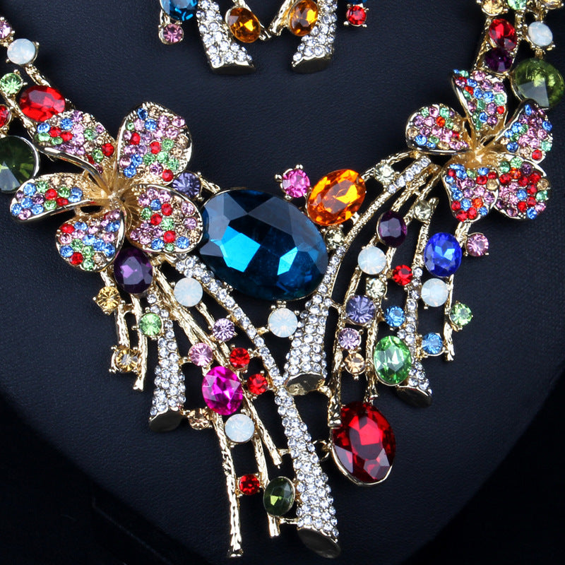 Embellished Vintage Flower Pendant Round Diamonds Luxury 18k Gold Plated Necklace & Earrings Jewelry Set | Mix Mix Style-Mix MIx Style