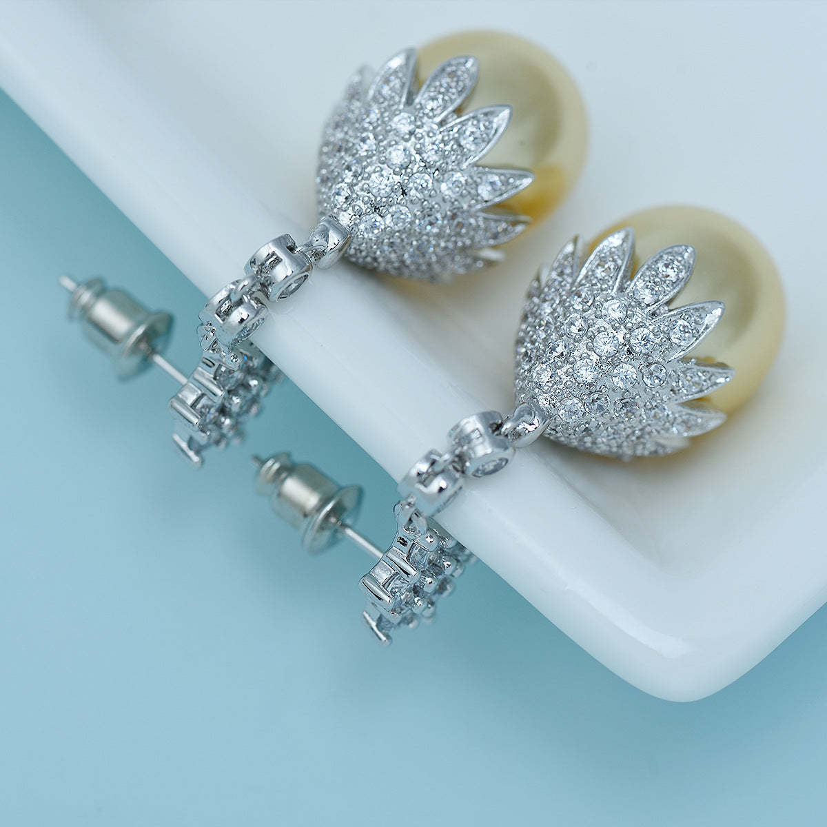 Flower White Akoya Pearl Timeless & Moissanite Diamonds 18k White Gold Plated Vintage Drop Earrings | Mix Mix Style-Mix MIx Style