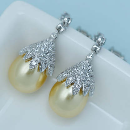 Flower White Akoya Pearl Timeless & Moissanite Diamonds 18k White Gold Plated Vintage Drop Earrings | Mix Mix Style-Mix MIx Style