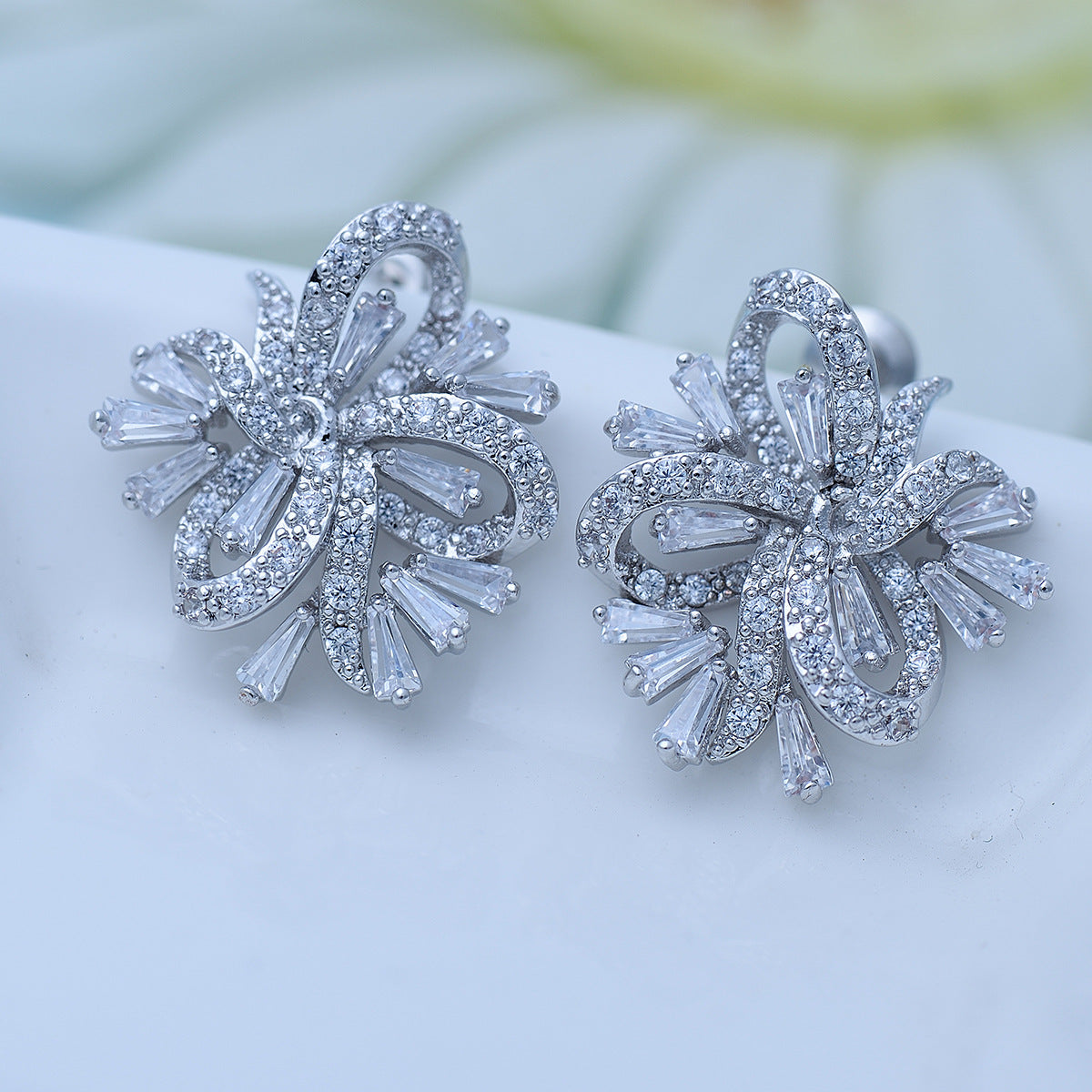 Bow Embellished White Moissanite Diamonds Elegant 18k White Gold Plated Vintage Stud Earrings | Mix Mix Style-Mix MIx Style