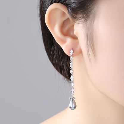 Drop Water White Moissanite Diamonds Elegant 18k Vermeil Gold Plated Vintage Retro Drop Earrings | Mix Mix Style-Mix MIx Style