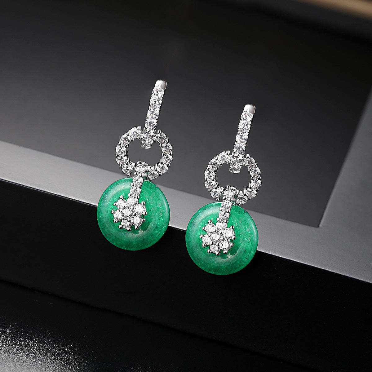 Green Circle Chain Shaped Moissanite Diamonds Luxury 18k White Gold Plated Retro Drop Earrings | Mix Mix Style-Mix MIx Style