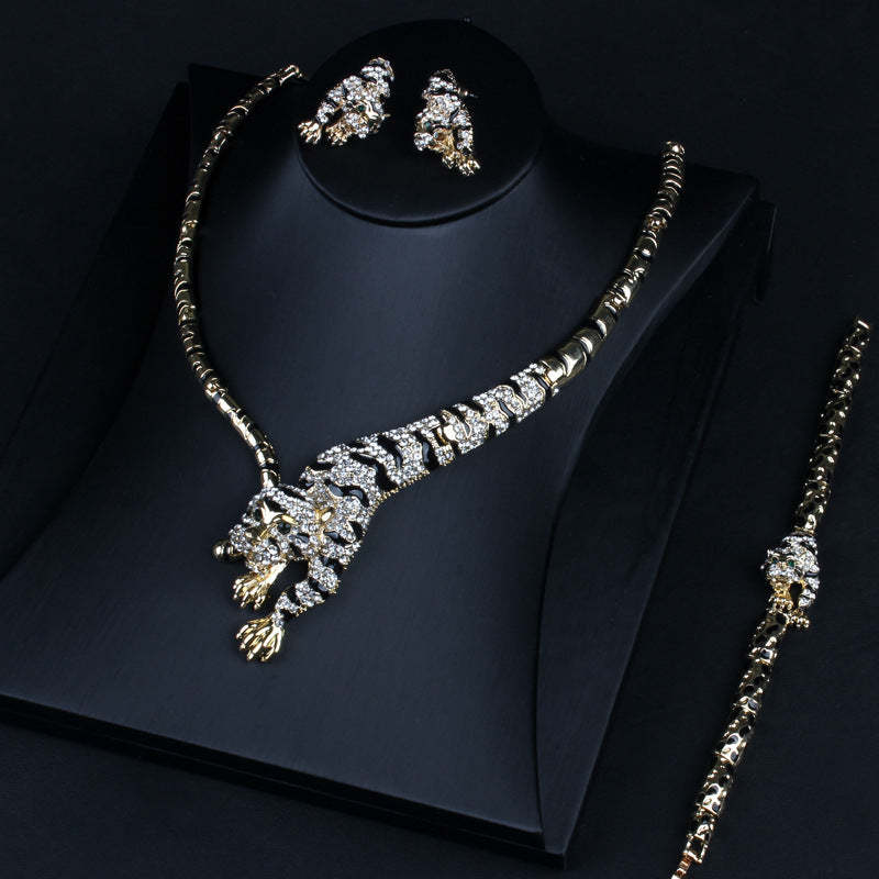 Leopard Leopard Embellished Retro Pendant Akoya Pearl Diamond Luxury 18k Gold Plated Necklace Earring Bracelet Jewelry Set | Mix Mix Style-Mix MIx Style