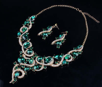 Vintage Embellished Pendant Green Round Diamond Luxury 18k Gold Plated Necklace Earrings Jewelry Set | Mix Mix Style-Mix MIx Style