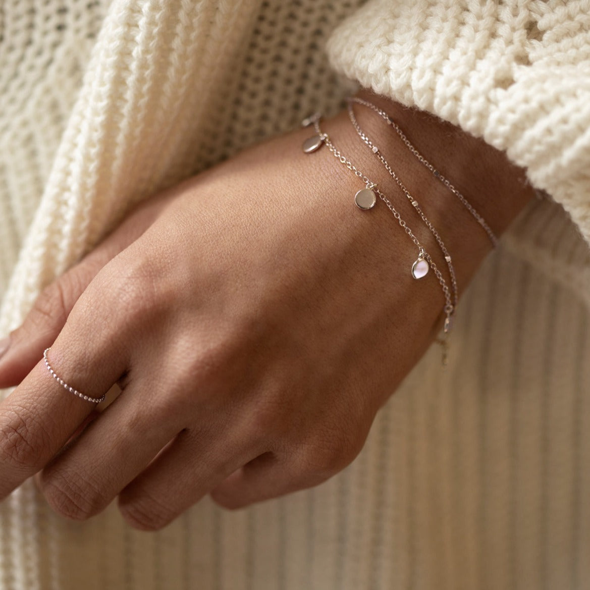 Round Disc 18K White Gold Dangle Bracelet | Mix Mix Style [Hot Seller]-Mix MIx Style