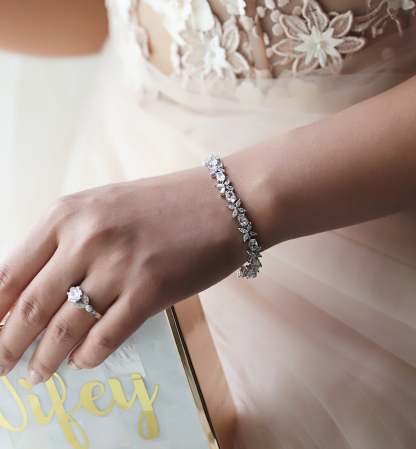 Flower Crystal Eternity 18K White Gold Bracelet | Mix Mix Style [Hot Seller]-Mix MIx Style