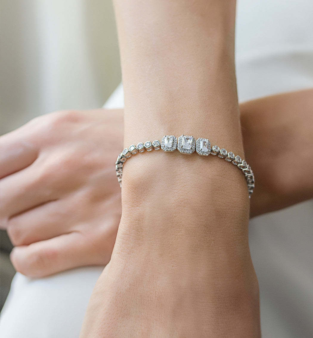 Emerald Stone Moissanite 18K White Gold Tennis Bracelet | Mix Mix Style [Hot Seller]-Mix MIx Style