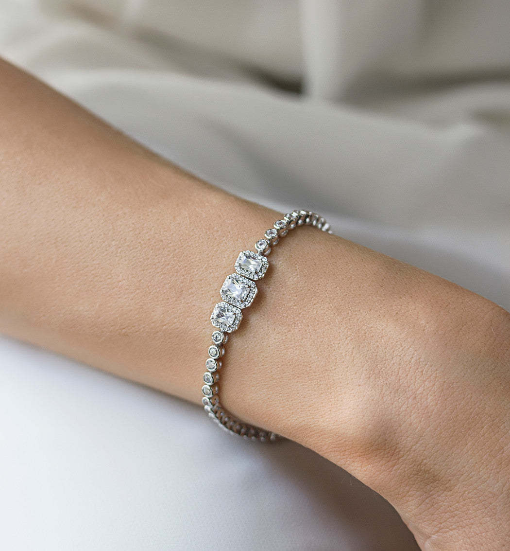 Emerald Stone Moissanite 18K White Gold Tennis Bracelet | Mix Mix Style [Hot Seller]-Mix MIx Style