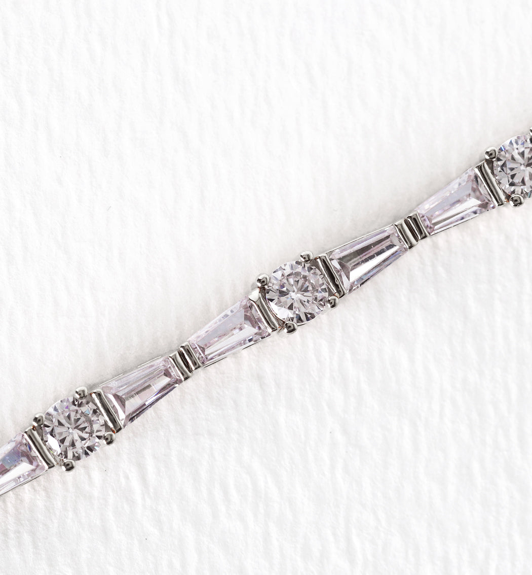 Deco Tapered Baguette 18K White Gold Tennis Bracelet | Mix Mix Style [Hot Seller]-Mix MIx Style