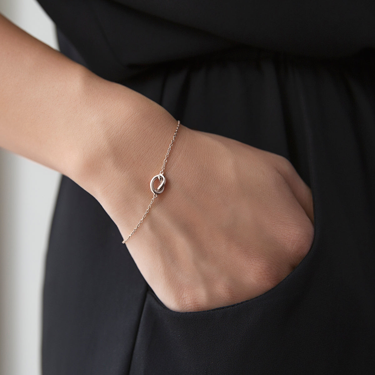 Love Knot 18K White Gold Bracelet | Mix Mix Style [Hot Seller]-Mix MIx Style