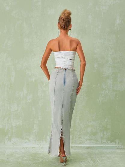 Demetria Flower Cutout Top In White-Mix MIx Style