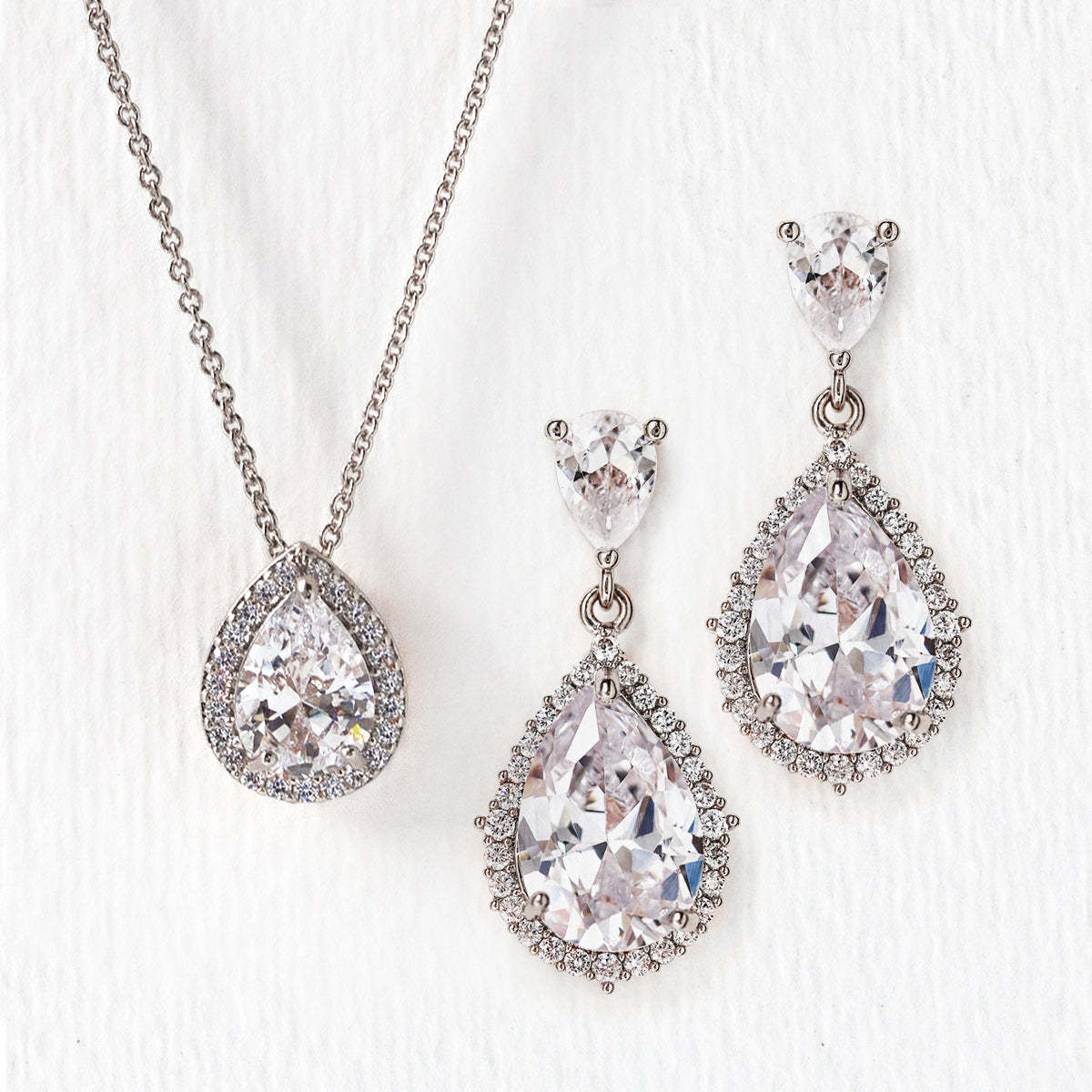 Regal Teardrop Moissanite 18K White Gold Earrings | Mix Mix Style [Hot Seller]-Mix MIx Style