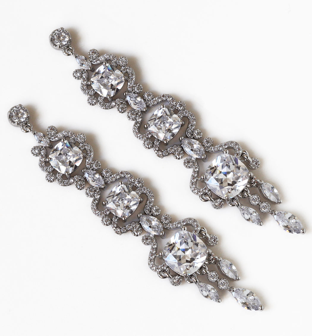 Moissanite Cushion Chandelier 18K White Gold Earrings | Mix Mix Style [Hot Seller]-Mix MIx Style