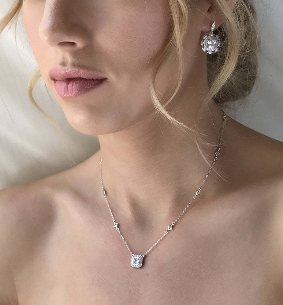 Moissanite Deco Cushion 18K White Gold Drop Earrings | Mix Mix Style [Hot Seller]-Mix MIx Style