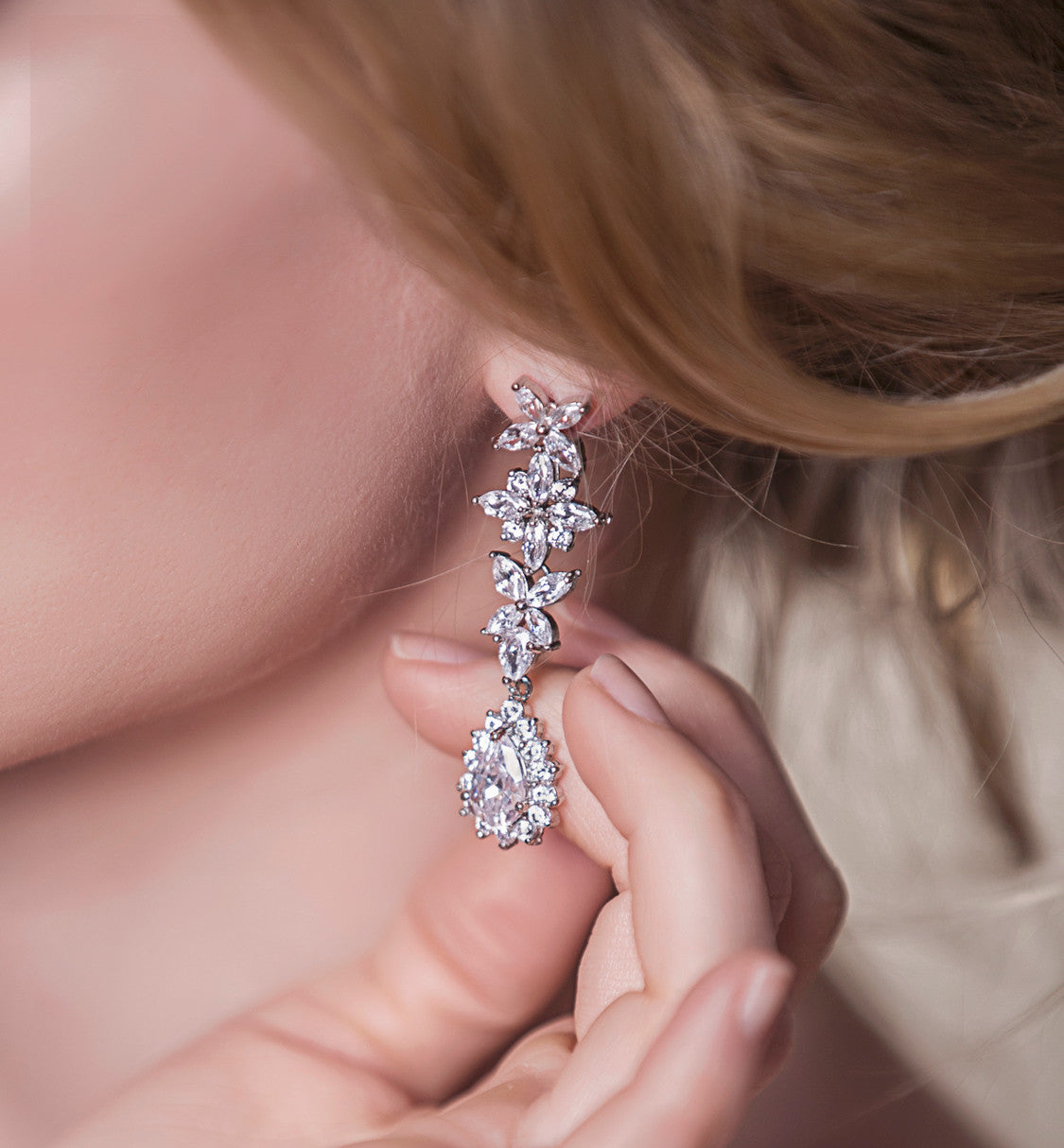 Mossanite Diamonds Teardrop 18K White Gold Earrings | Mix Mix Style [Hot Seller]-Mix MIx Style