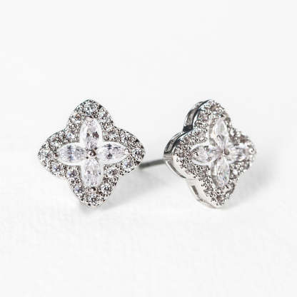 Floral Moissanite Stud 18K White Gold Earrings | Mix Mix Style [Hot Seller]-Mix MIx Style