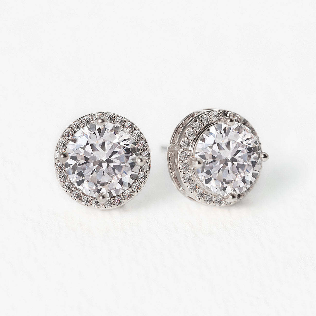 Round Moissanite Diamonds Stud 18K White Gold Earrings | Mix Mix Style [Hot Seller]-Mix MIx Style
