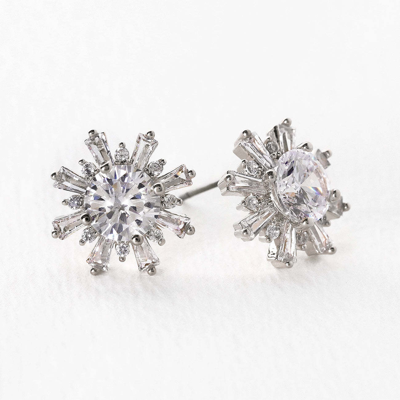 Deco Star Stud 18K White Gold Earrings | Mix Mix Style [Hot Seller]-Mix MIx Style