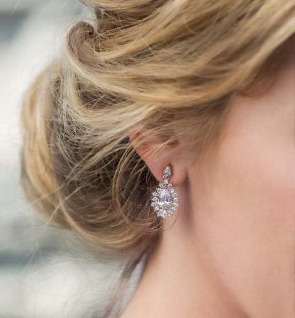 Teardrop Moissanite 18K White Gold Earrings | Mix Mix Style [Hot Seller]-Mix MIx Style