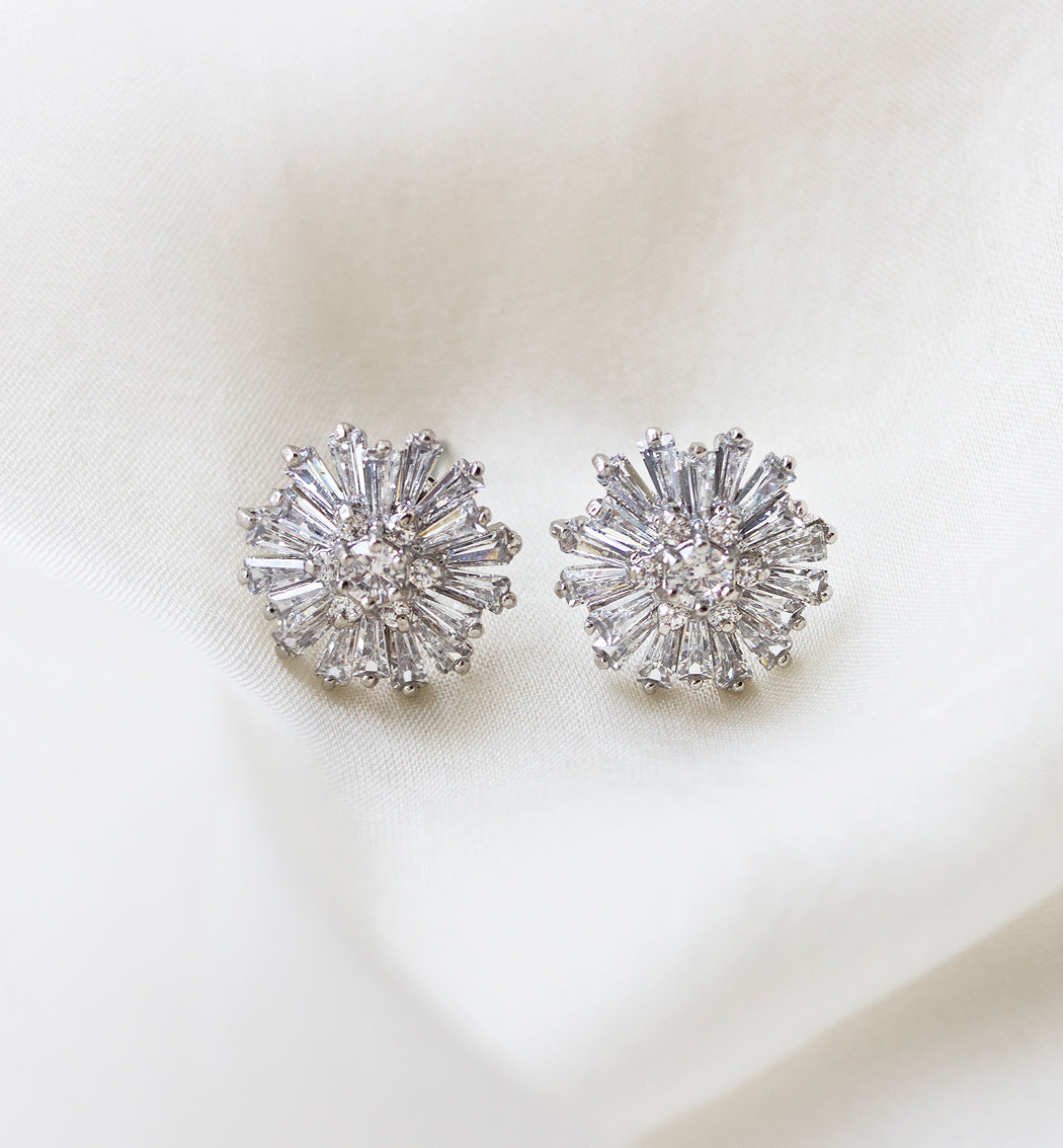 Starburst Stud 18K White Gold Earrings | Mix Mix Style [Hot Seller]-Mix MIx Style