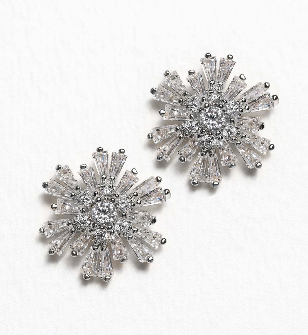 Star Diamond Stud 18K White Gold Earrings | Mix Mix Style [Hot Seller]-Mix MIx Style