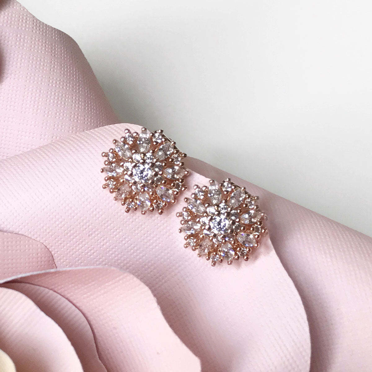 Crystal Stud 18K White Gold Earrings | Mix Mix Style [Hot Seller]-Mix MIx Style