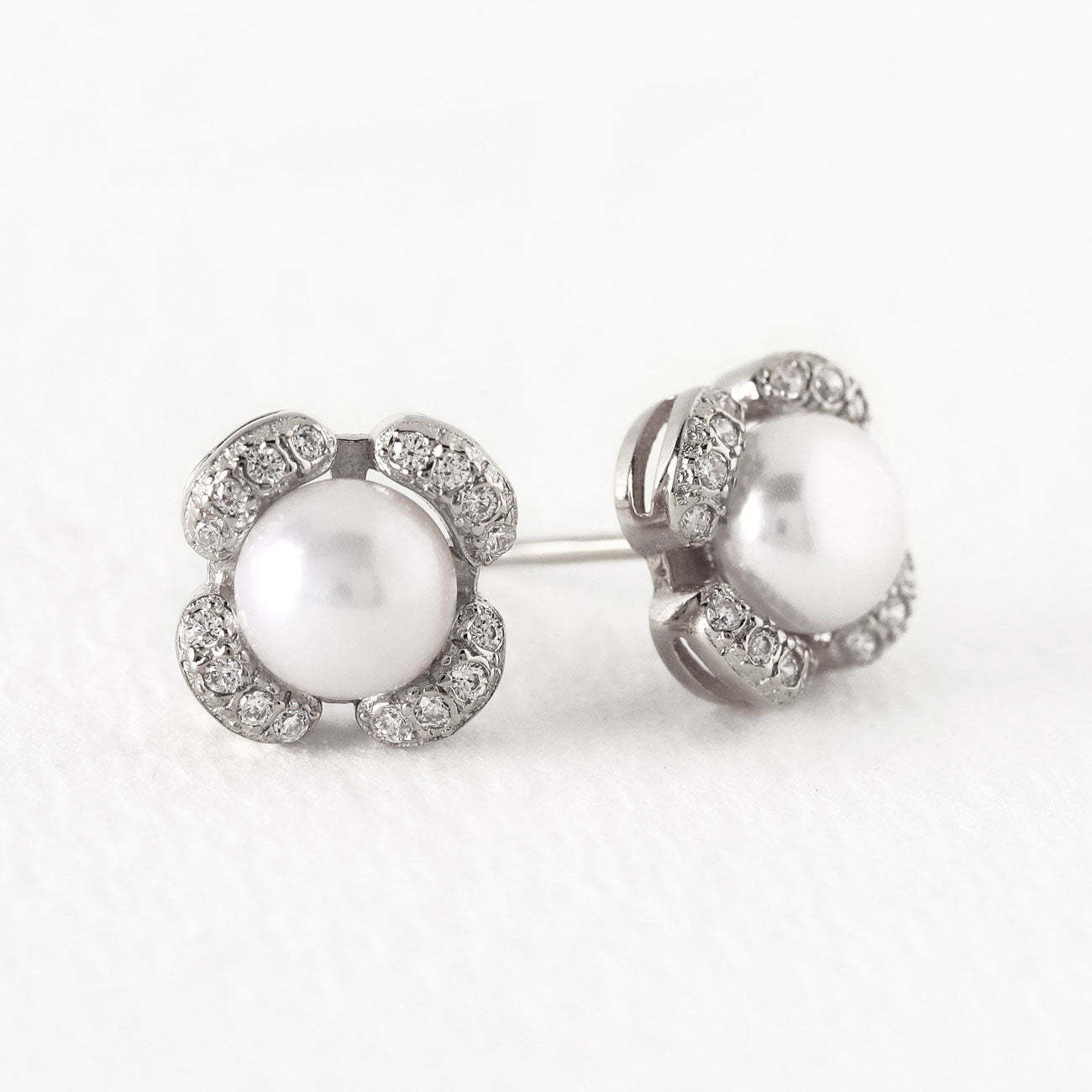 Pearl Stud 18K White Gold Earrings | Mix Mix Style [Hot Seller]-Mix MIx Style