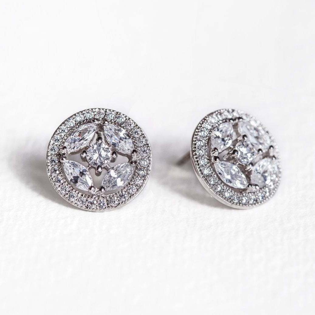 Moissanite Stud 18K White Gold  Earrings | Mix Mix Style [Hot Seller]-Mix MIx Style