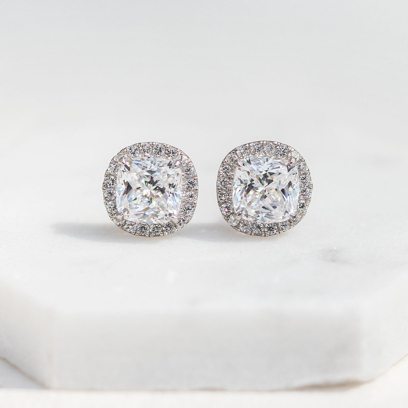 Cushion Halo Stud 18K White Gold Earrings | Mix Mix Style [Hot Seller]-Mix MIx Style