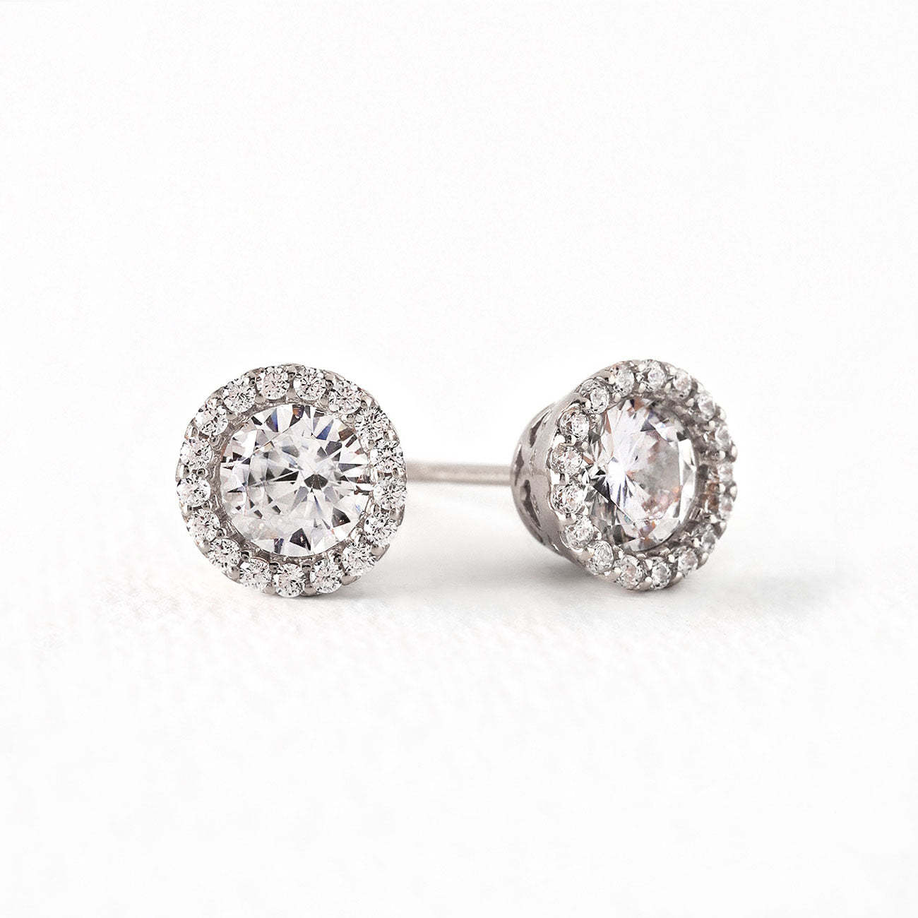 Petite Round Halo Moissanite Diamond Stud Earrings | Mix Mix Style [Hot Seller]-Mix MIx Style