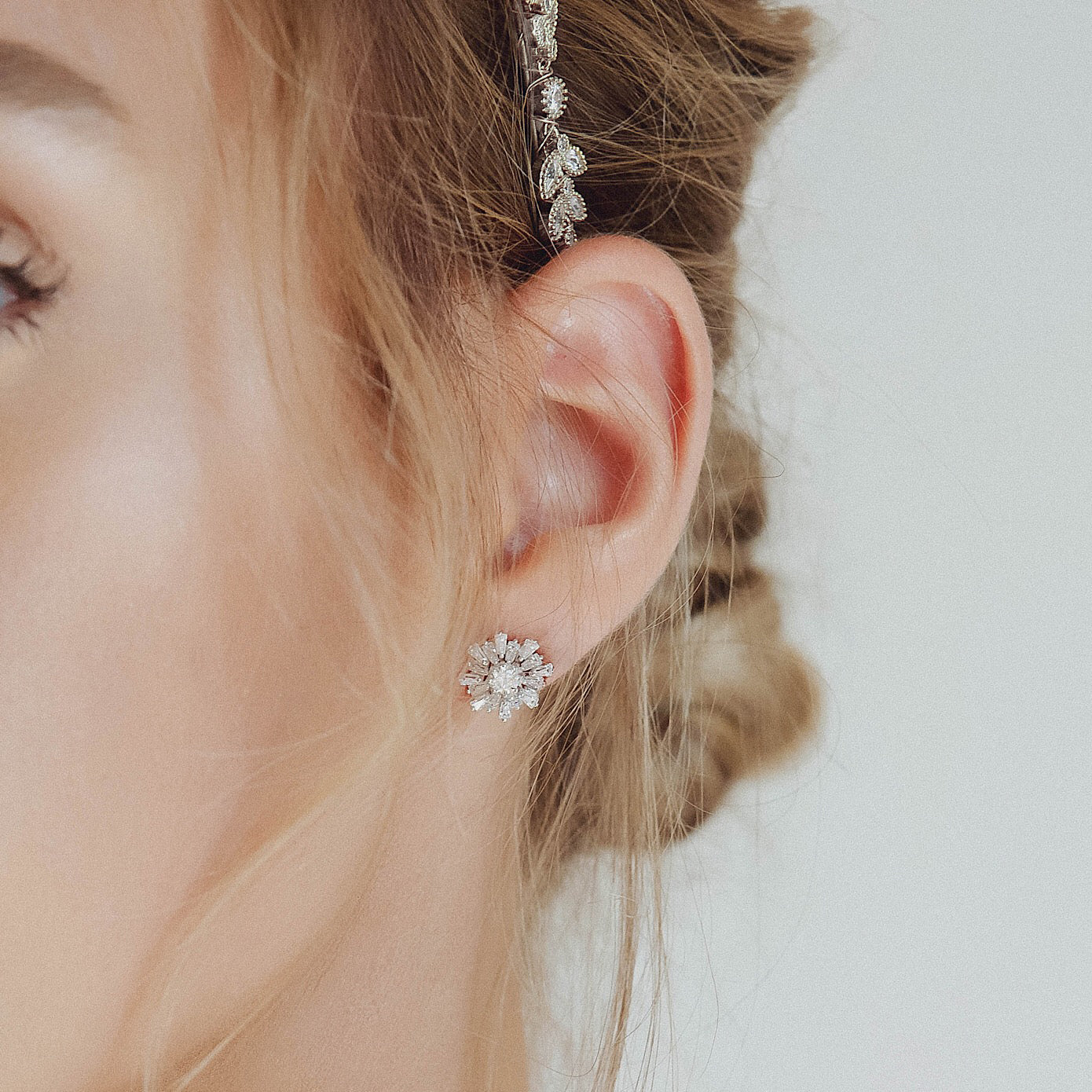 Deco Baguette Rays Moissanite Diamonds 18K White Gold Studs | Mix Mix Style [Hot Seller]-Mix MIx Style