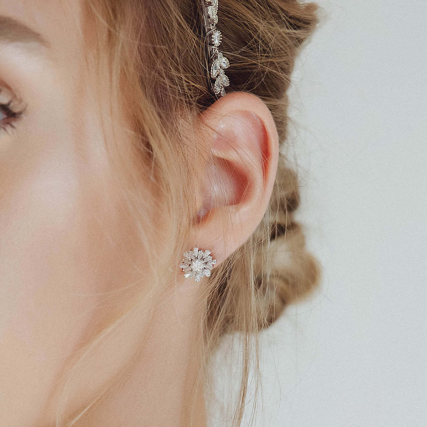 Deco Baguette Rays Moissanite Diamonds 18K White Gold Studs | Mix Mix Style [Hot Seller]-Mix MIx Style