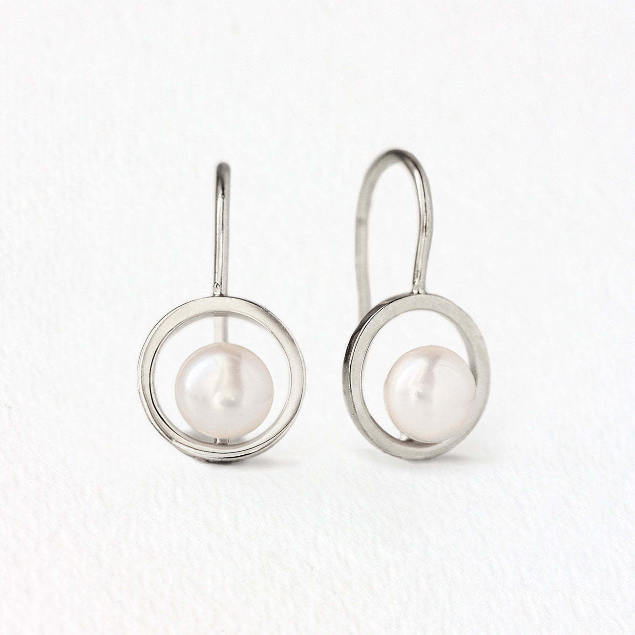 Tiny Pearl Drop 18K White Gold Earrings | Mix Mix Style [Hot Seller]-Mix MIx Style