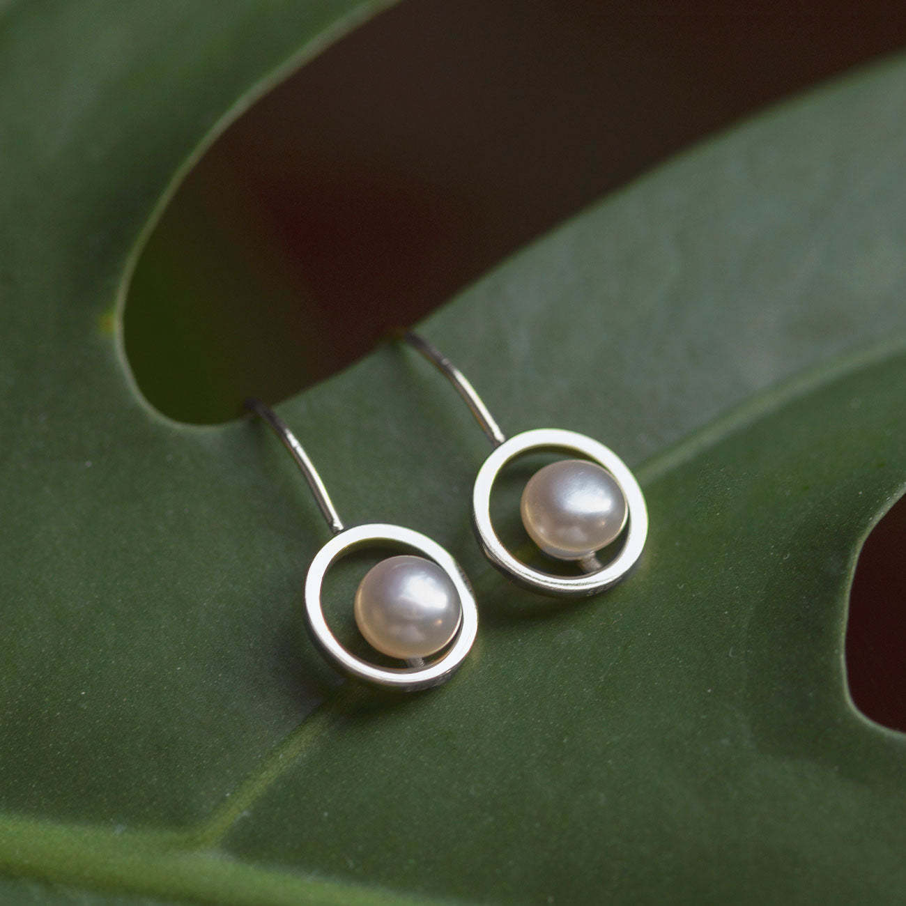 Tiny Pearl Drop 18K White Gold Earrings | Mix Mix Style [Hot Seller]-Mix MIx Style