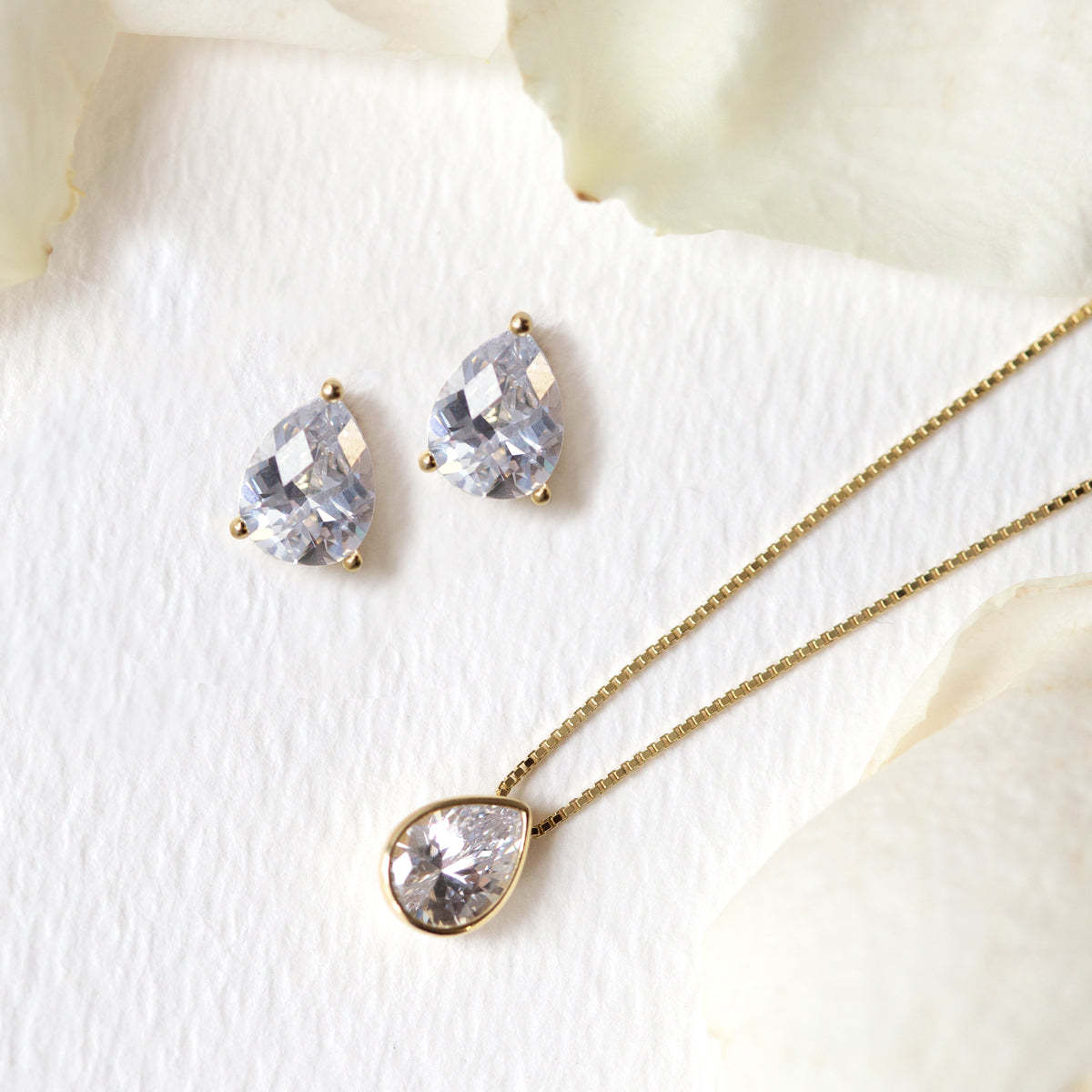 Solitaire Pear Moissanite 18k Gold Plated Stud Earrings | Mix Mix Style [Hot Seller]-Mix MIx Style