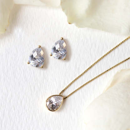 Solitaire Pear Moissanite 18k Gold Plated Stud Earrings | Mix Mix Style [Hot Seller]-Mix MIx Style