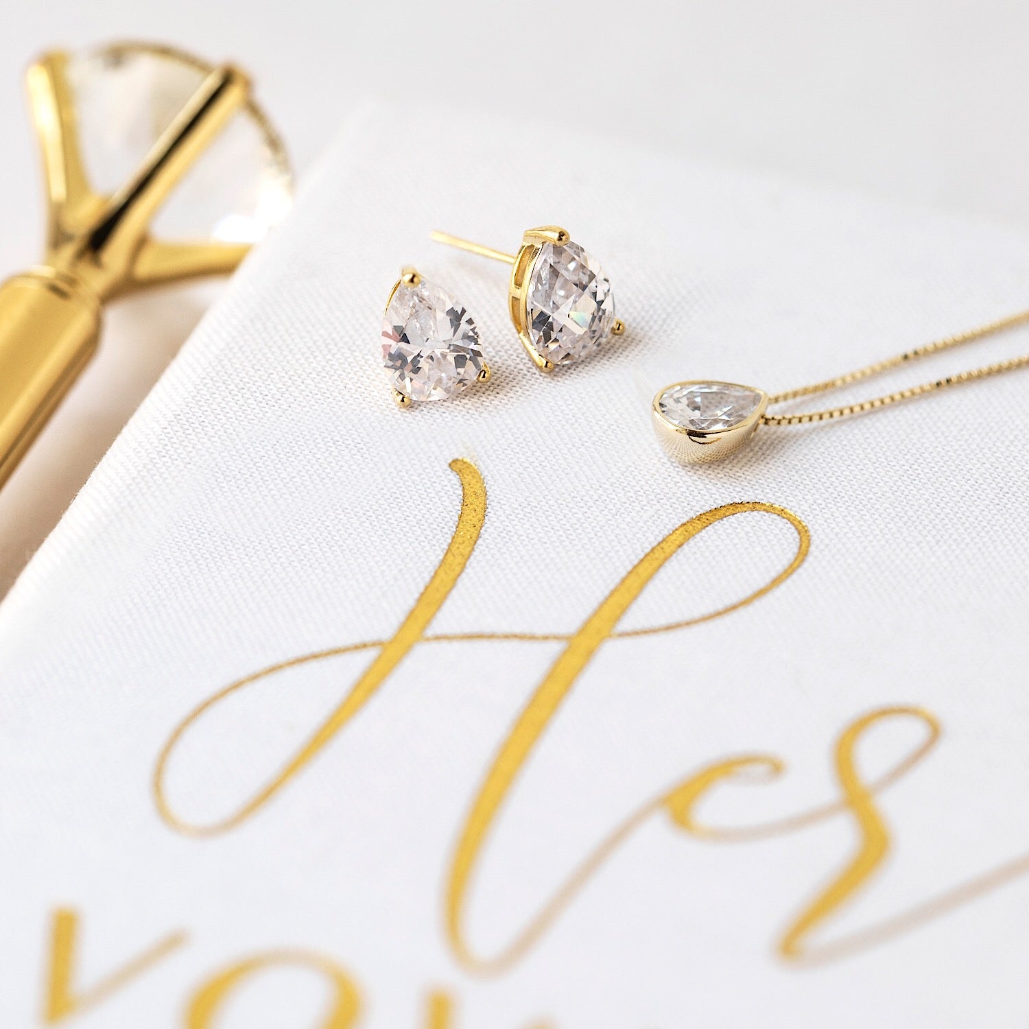 Solitaire Pear Moissanite 18k Gold Plated Stud Earrings | Mix Mix Style [Hot Seller]-Mix MIx Style