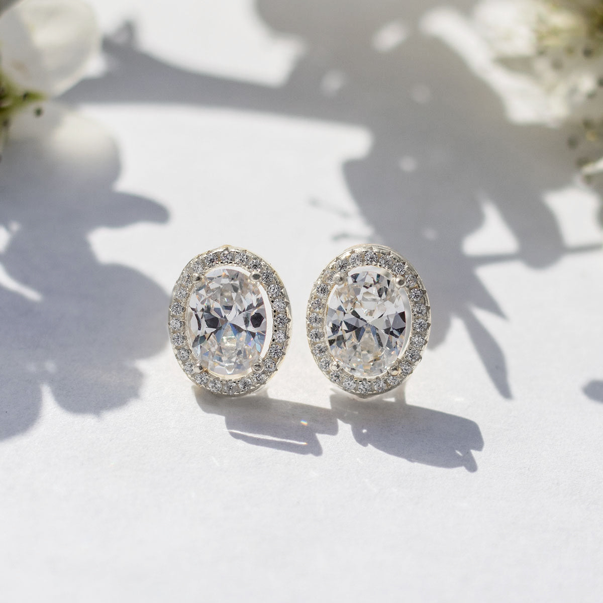 Oval Moissanite Stud 18K White Gold Earrings | Mix Mix Style [Hot Seller]-Mix MIx Style