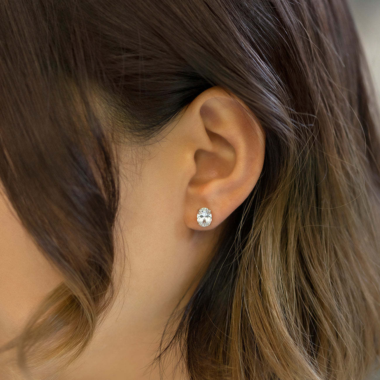 Oval Moissanite 18K White Gold Studs | Mix Mix Style [Hot Seller]-Mix MIx Style