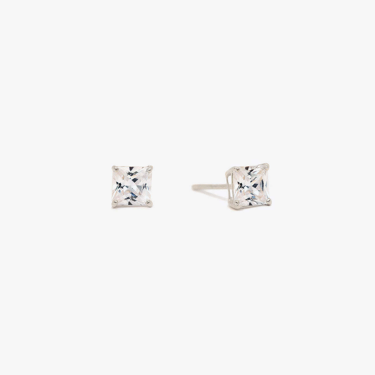 Princess Cut Moissanite 18K White Gold Studs | Mix Mix Style [Hot Seller]-Mix MIx Style