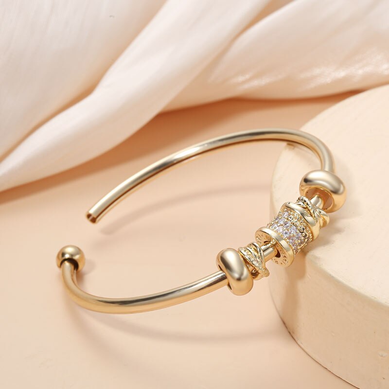 18k Gold Plated Adjustable  Cuff Bracelet with Moissanite Diamonds | Mix Mix Style [Hot Seller]-Mix MIx Style