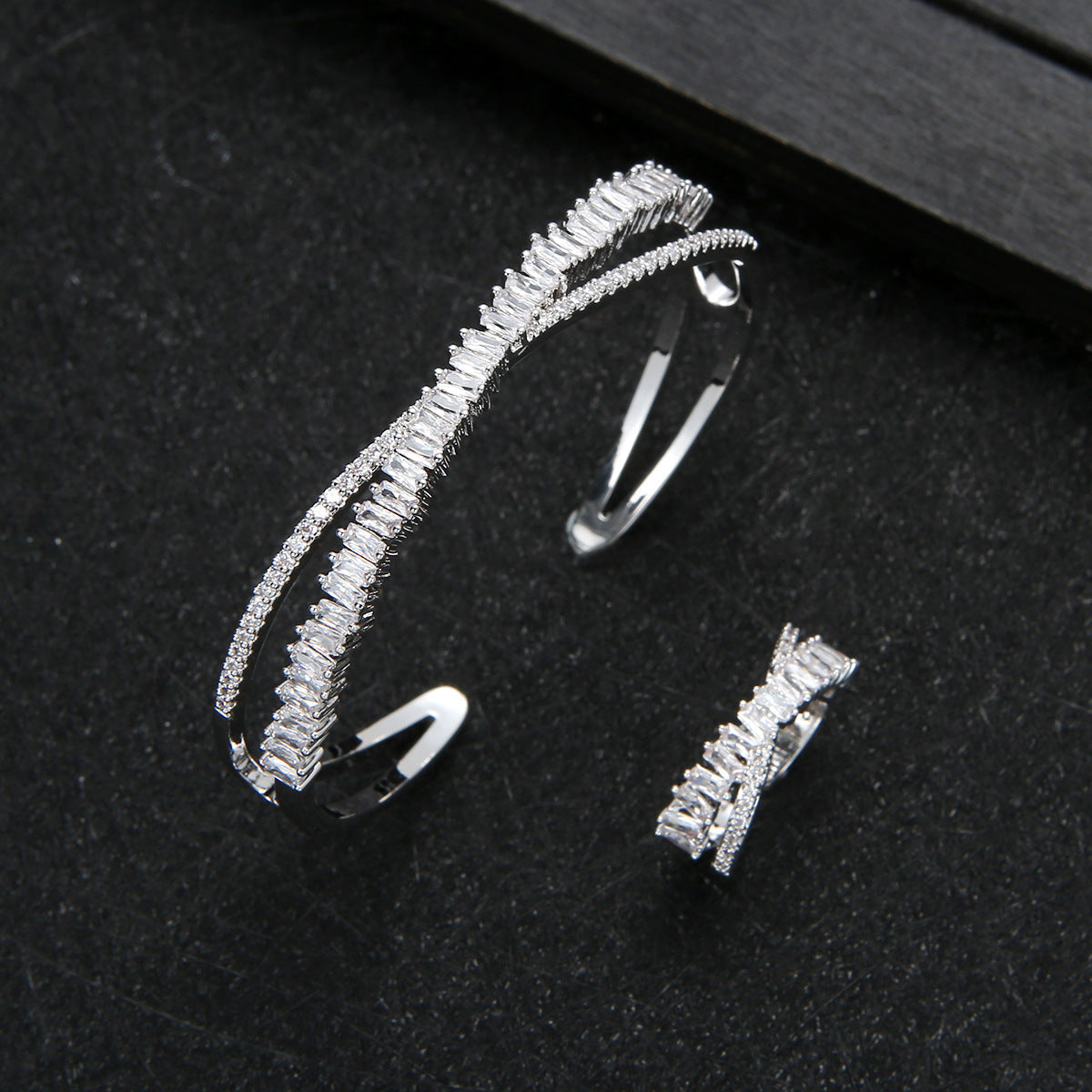 Intertwined Sparkle Jewelry Set-Mix MIx Style
