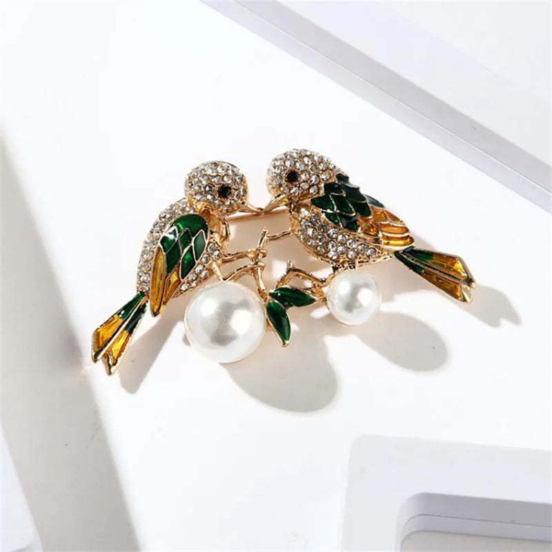 Lovely Pearl Diamonds Trendy Brooch Pins Animals Bird Butterfly Bee | Mix Mix Style [Hot Seller]-Mix MIx Style